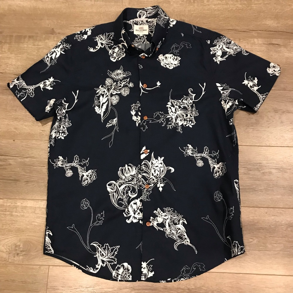 Men’s Ben Sherman button up